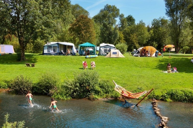 camping ardennen aan rivier